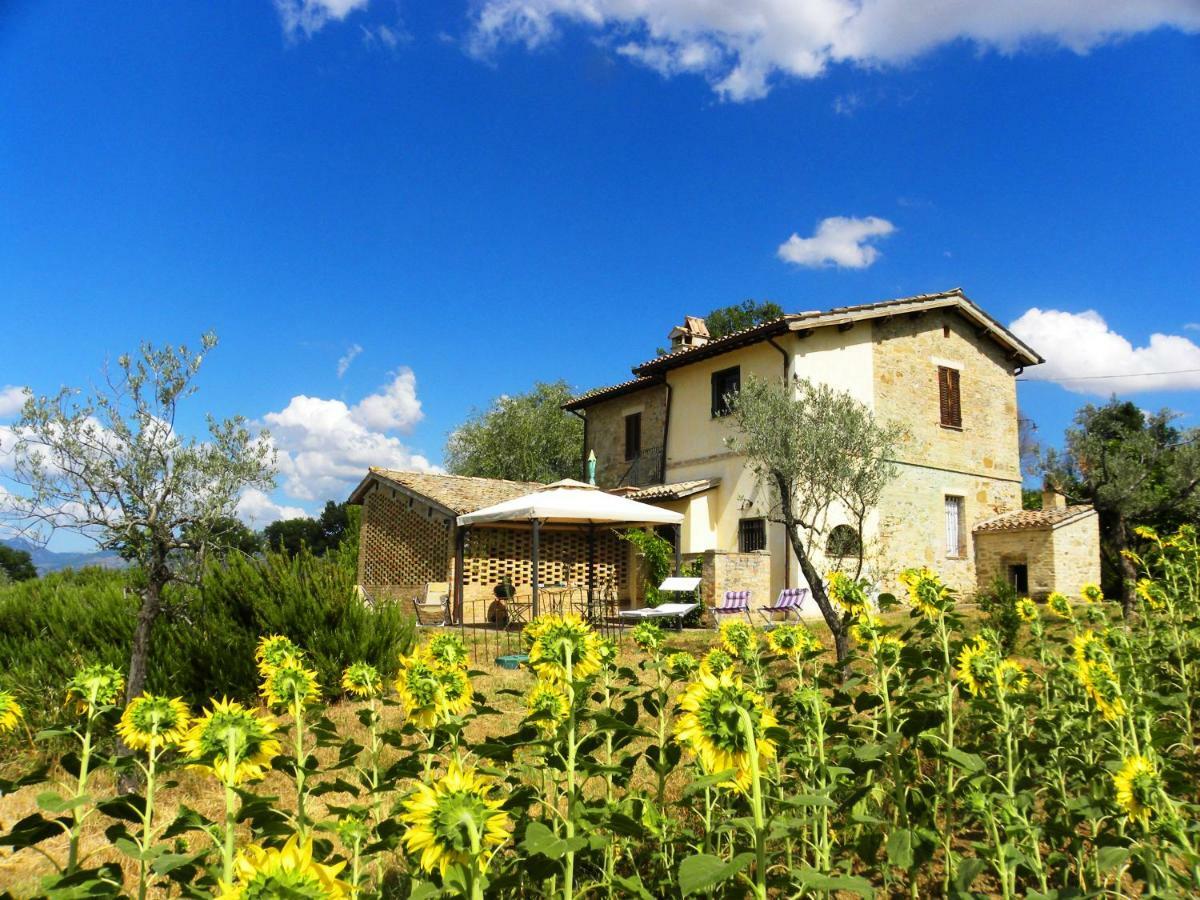 Appartamenti Verde Collina Umbra Bevagna Bagian luar foto
